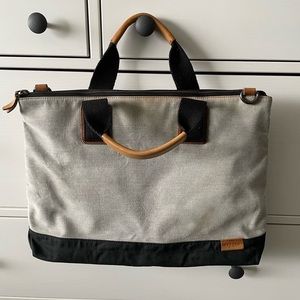 Skagen Denmark messenger/brief bag